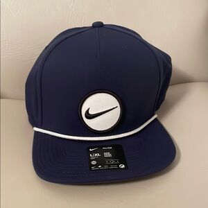 Nike Men's Navy Cap